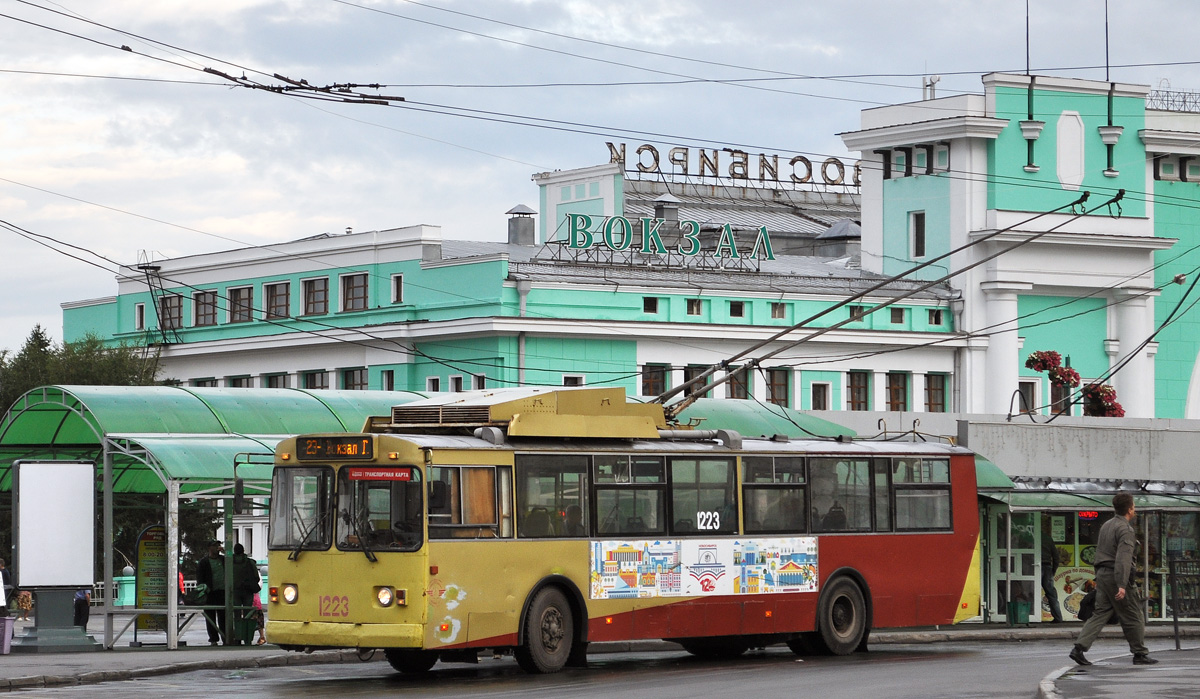 Novosibirsk, ST-682G Nr. 1223