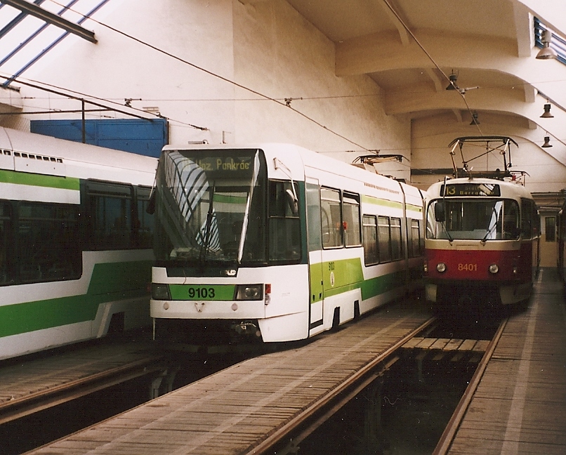 Прага, Tatra RT6N1 № 9103; Прага, Tatra T3R.P № 8401