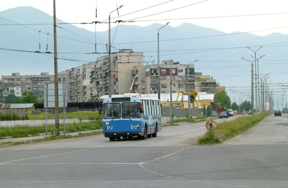 Враца, ЗиУ-682В1УБ № 106