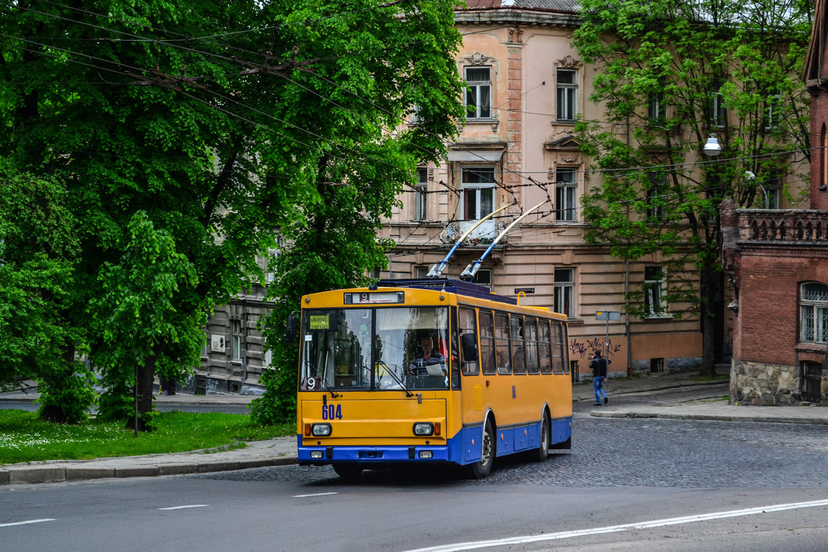Львов, Škoda 14Tr11/6 № 604