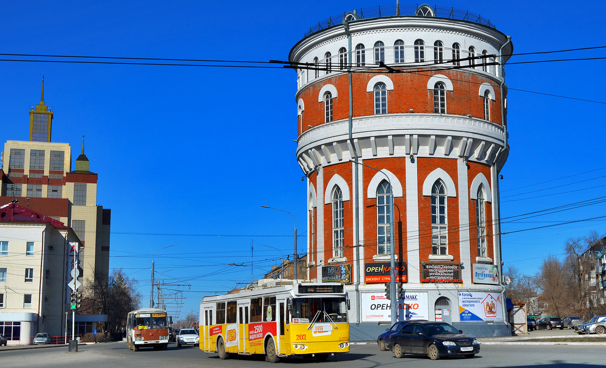 Оренбург, ЗиУ-682Г-016.02 № 202