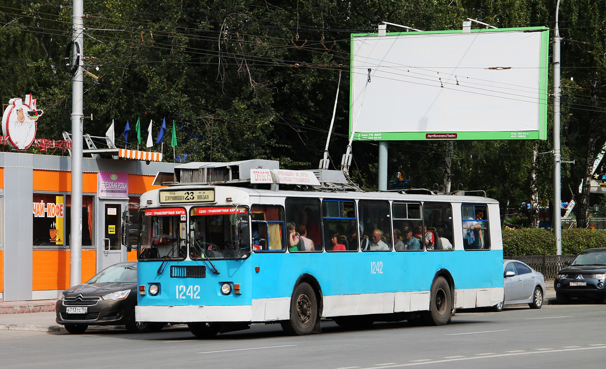 Новосибирск, СТ-682Г № 1242