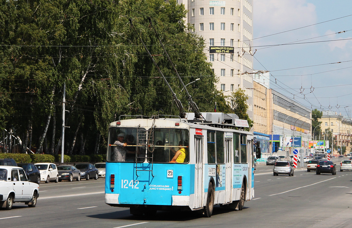 Новосибирск, СТ-682Г № 1242