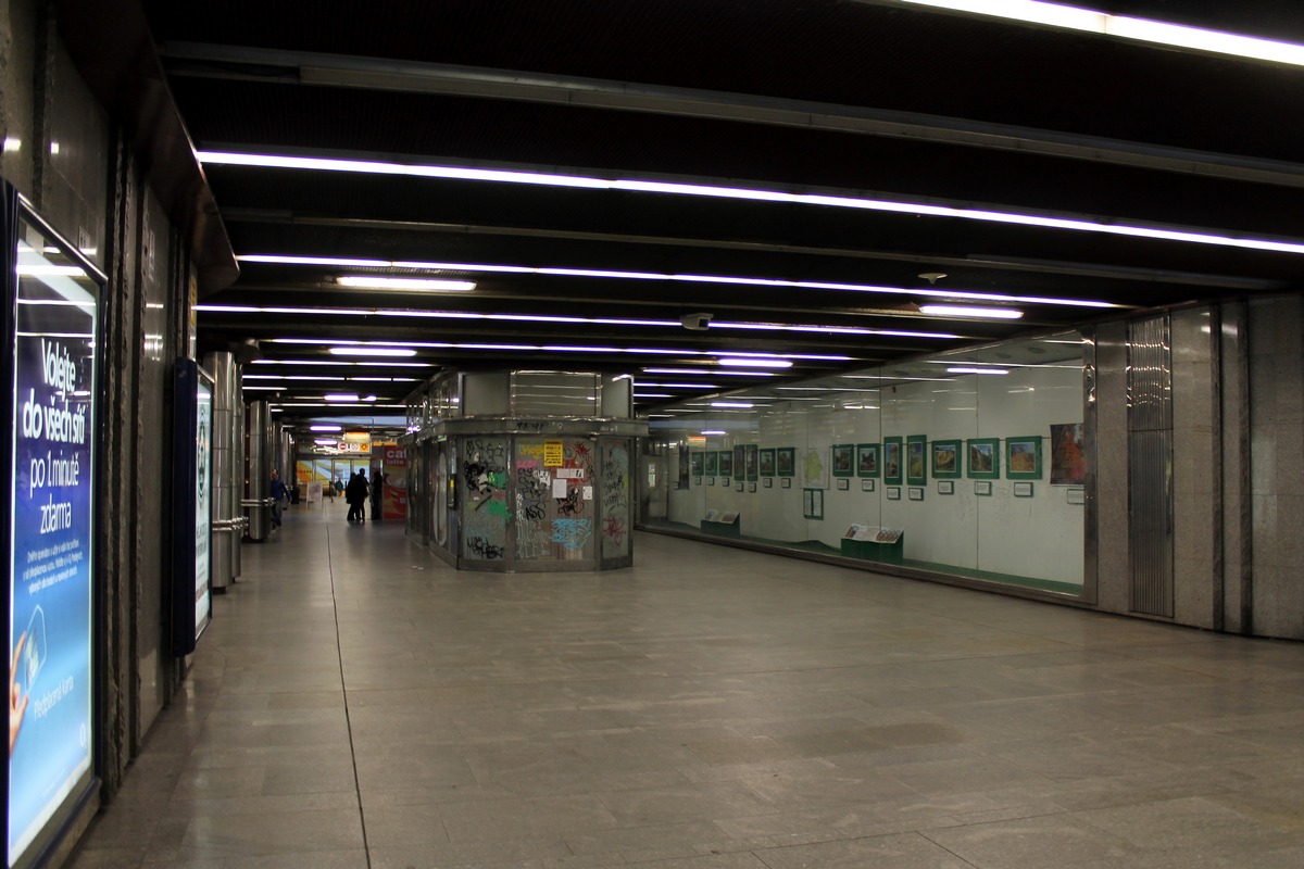 Прага — Метрополитен: линия B