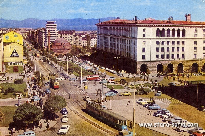 София — Исторически снимки — Трамвайна инфраструктура (1945–1989); София — Исторически снимки — Трамвайни мотриси (1945–1989); София — Трамвайни мотриси с неизвестни номера