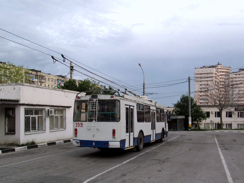 Новороссийск, ЗиУ-682Г-016.02 № 102