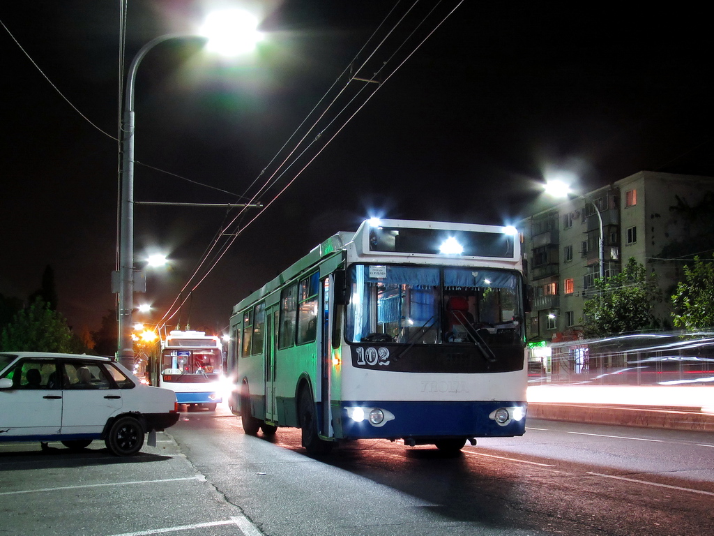 Новороссийск, ЗиУ-682Г-016.02 № 102