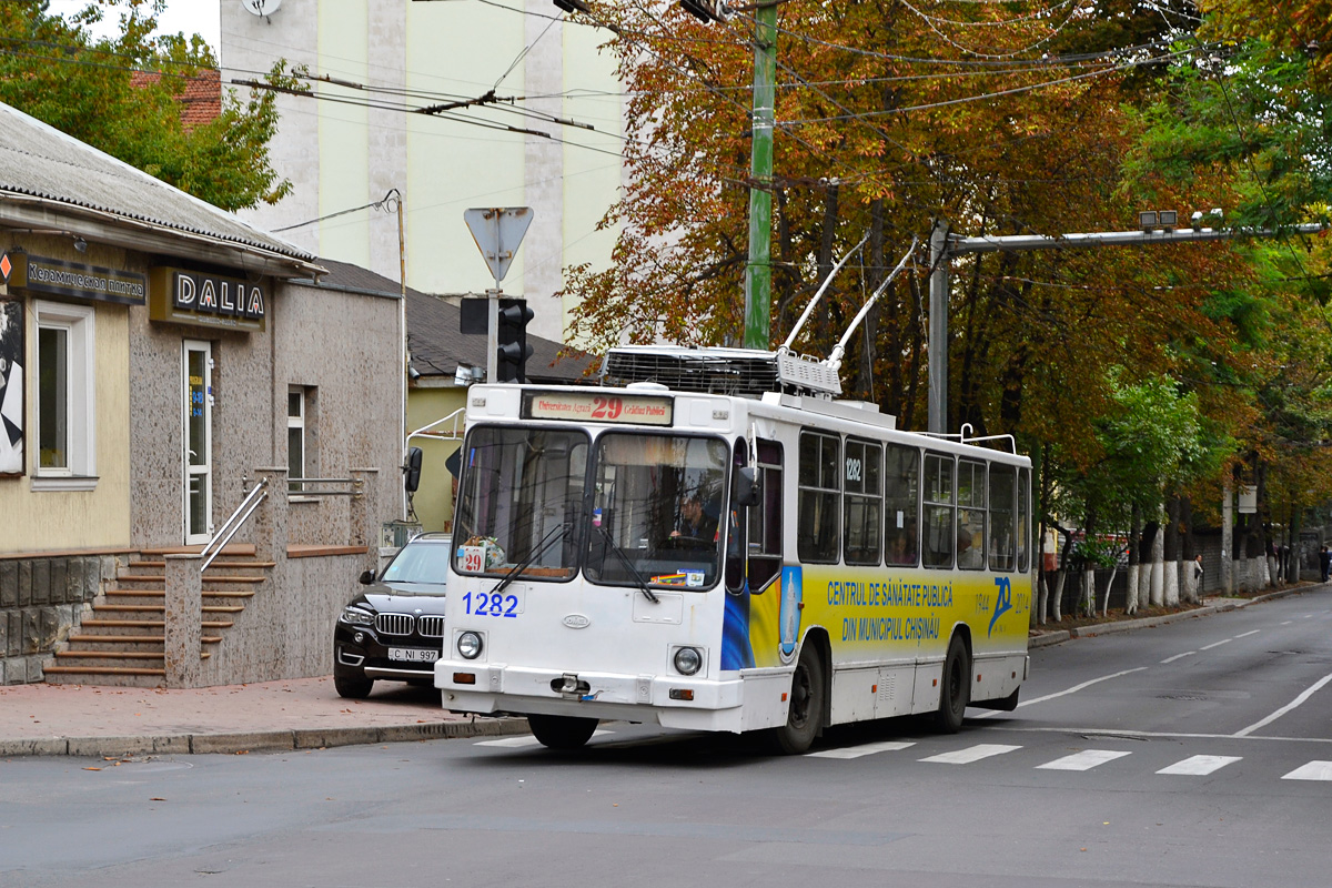 Chișinău, YMZ T2 № 1282