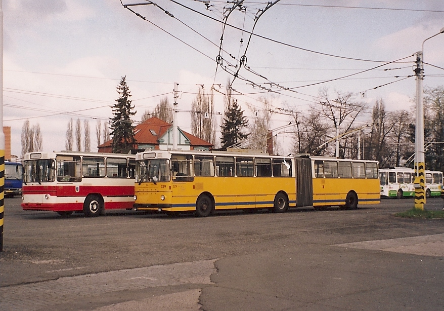 Злин, Škoda Sanos S 200 Tr № 329