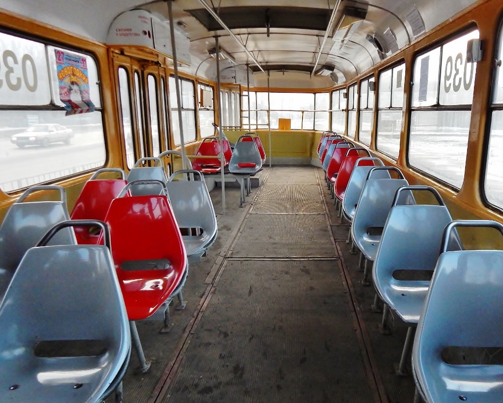 Орёл, Tatra T3SU № 039; Орёл — Салоны