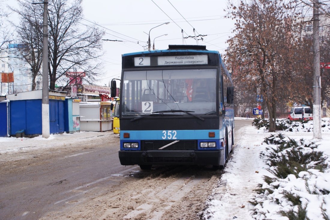 Черновцы, Den Oudsten B88 № 352