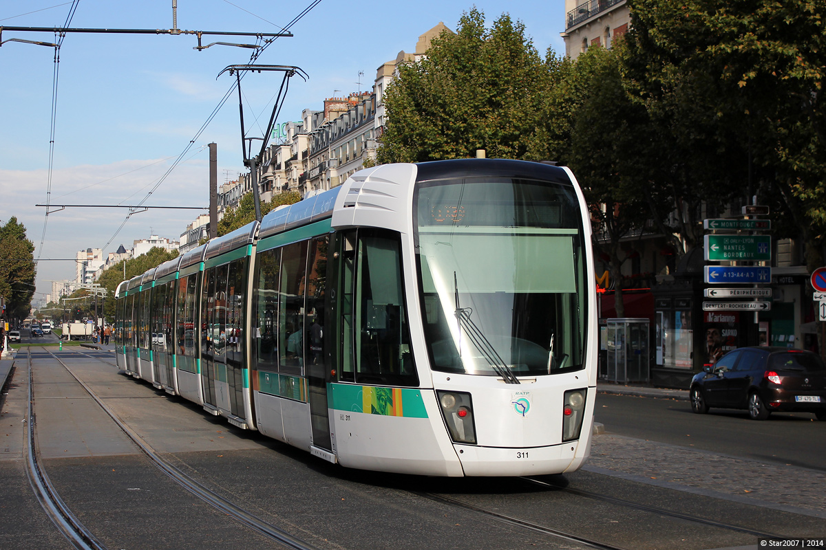 Париж -  Версаль -  Ивелин, Alstom Citadis 402 № 311