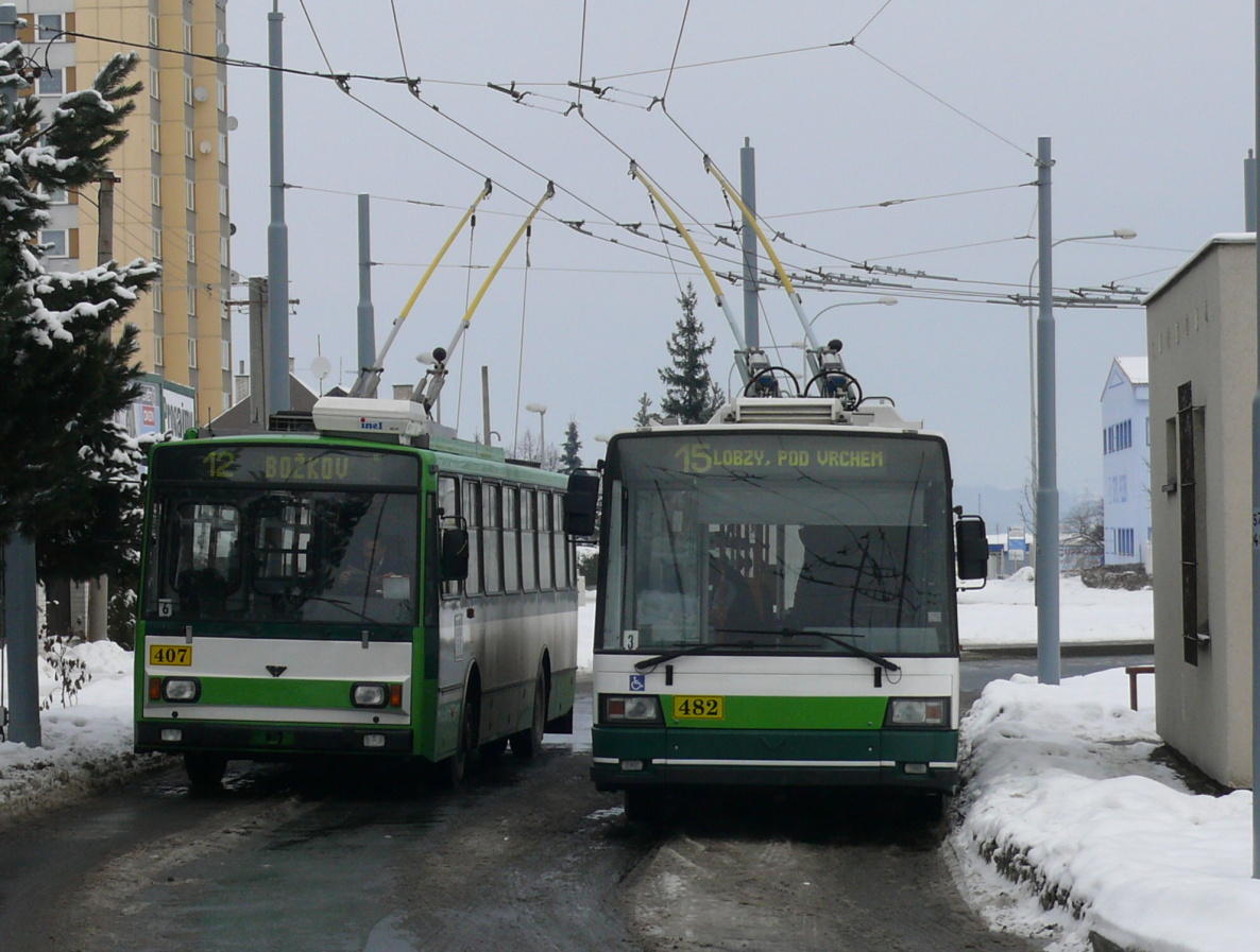 Пльзень, Škoda 14TrM № 407; Пльзень, Škoda 21TrACI № 482