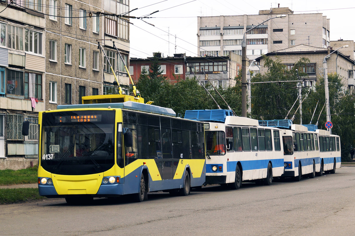 Barnaul, VMZ-5298.01 “Avangard” № 4137
