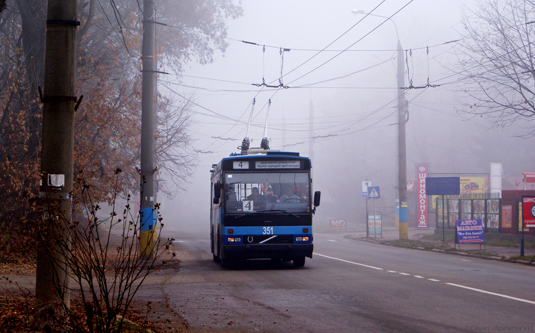 Черновцы, Den Oudsten B88 № 351