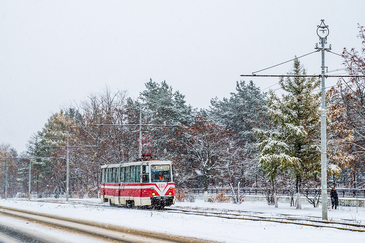 Dzeržinska, 71-605 (KTM-5M3) № 060