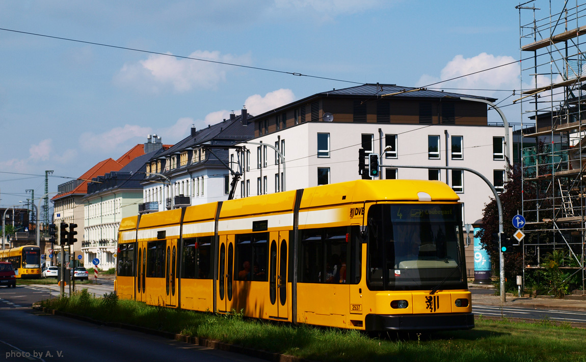 Дрезден, SachsenTram NGT 6 DD № 2537