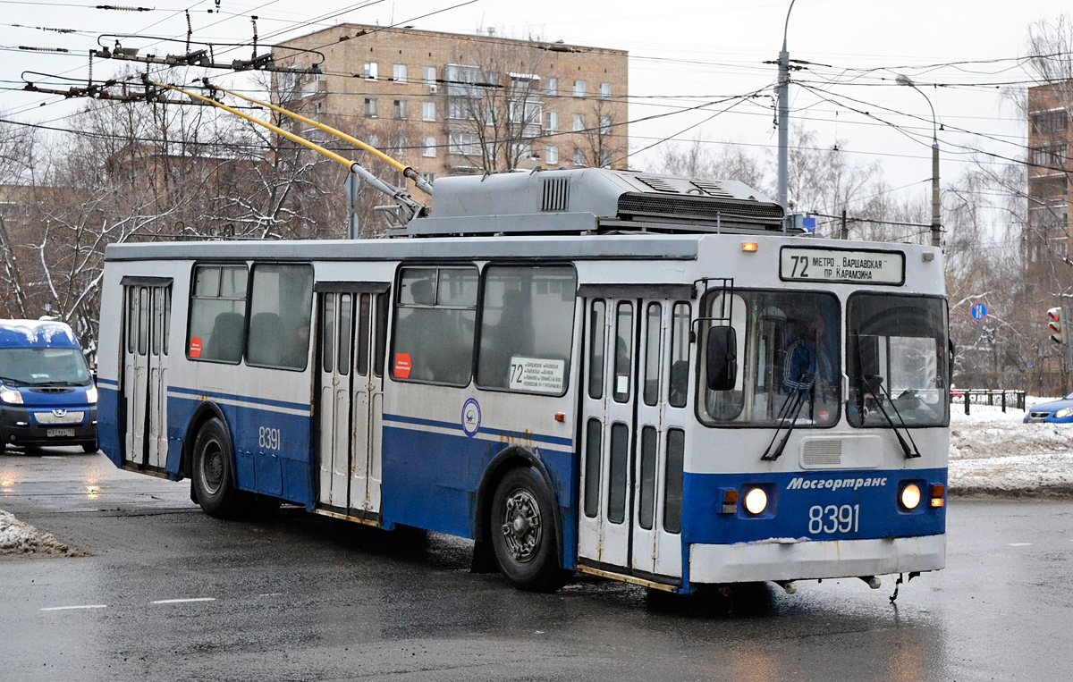Moskwa, ZiU-682GM1 (with double first door) Nr 8391