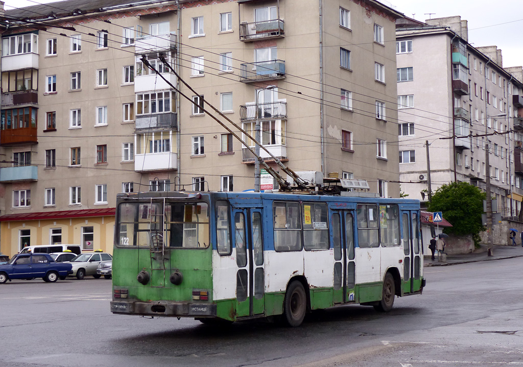 Тернополь, ЮМЗ Т1Р (Т2П) № 122