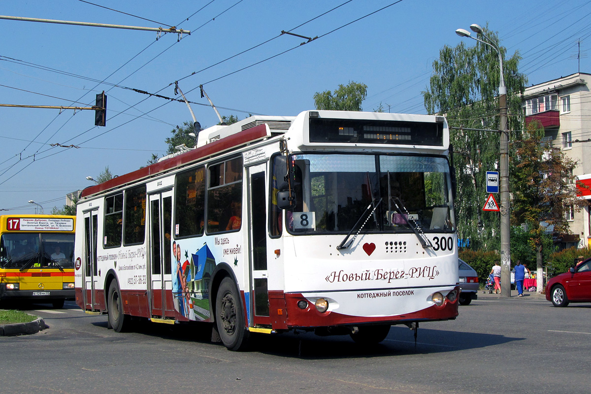 Владимир, ЗиУ-682Г-016.04 № 300