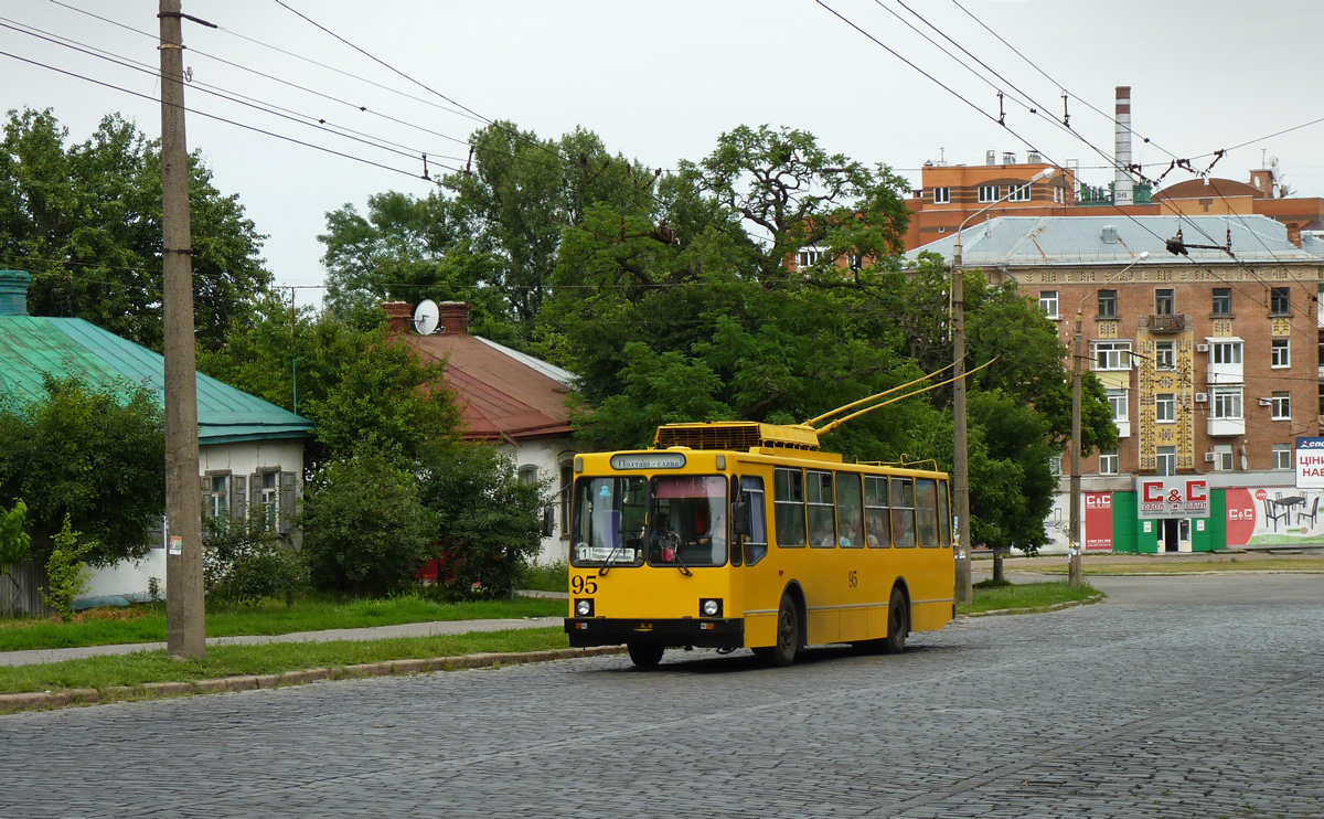 Полтава, ЮМЗ Т2 № 95
