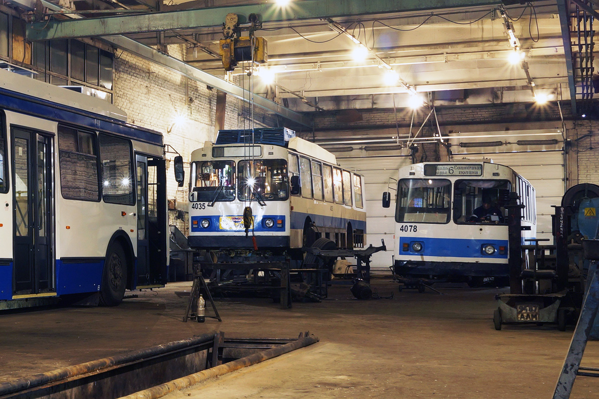 Барнаул, ЗиУ-682 КВР БТРМ № 4035