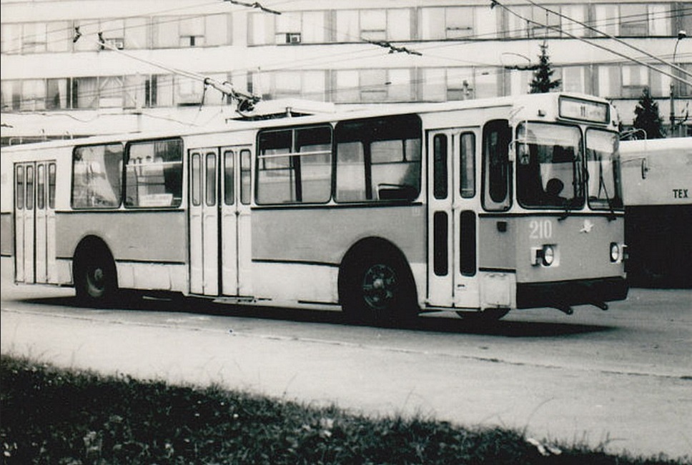 Хмельницкий, ЗиУ-682В-012 [В0А] № 210