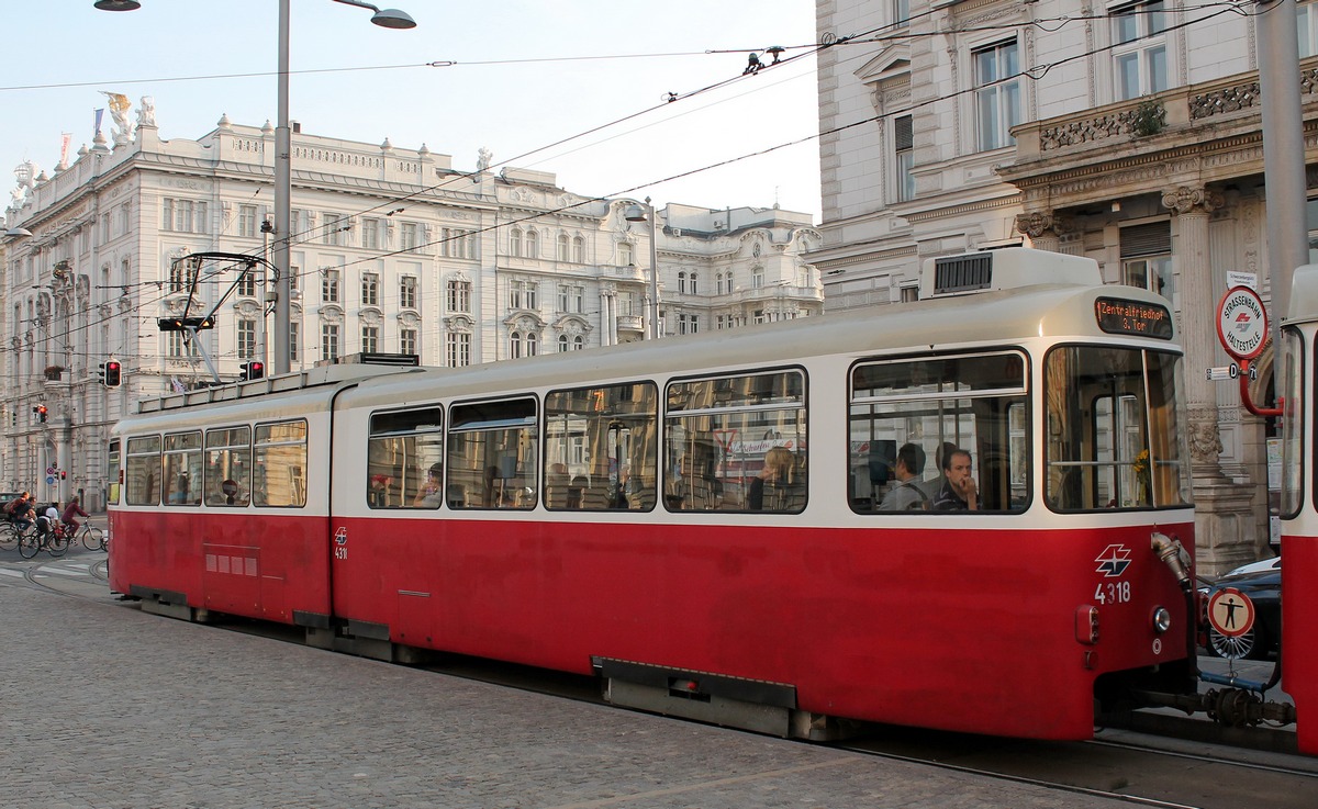 Bécs, Lohner Type E2 — 4318 Bécs, Lohner Type E2 — 4318
