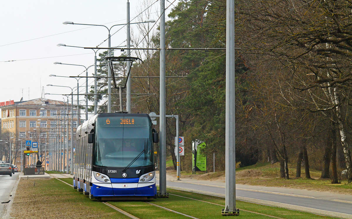 Рига, Škoda 15T ForCity Alfa Riga № 57201