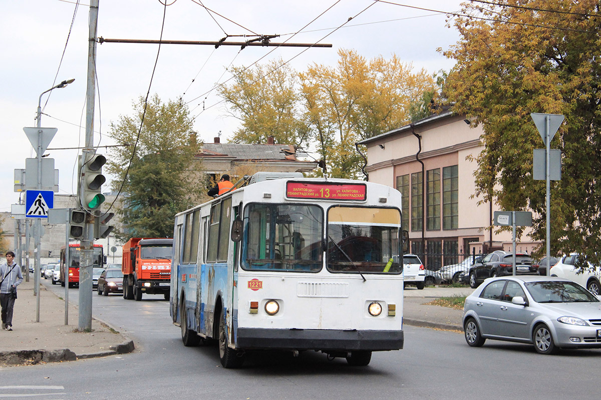 Казань, ЗиУ-682В [В00] № 1221