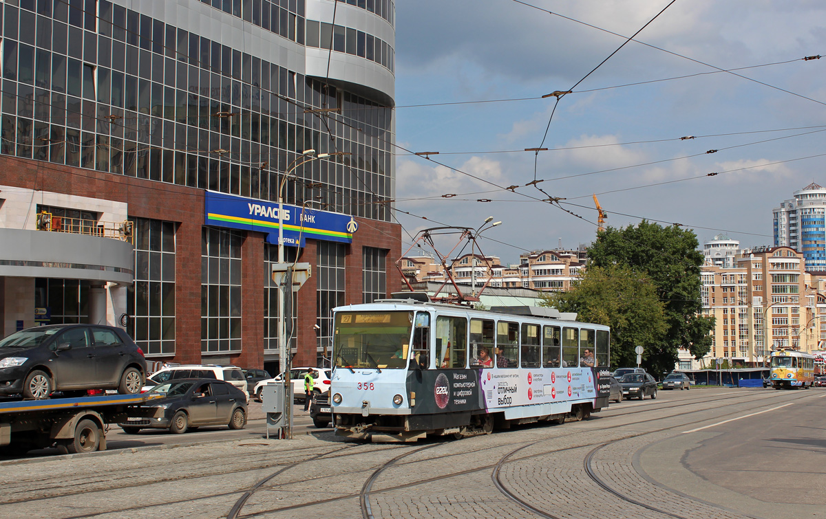 Екатеринбург, Tatra T6B5SU № 358
