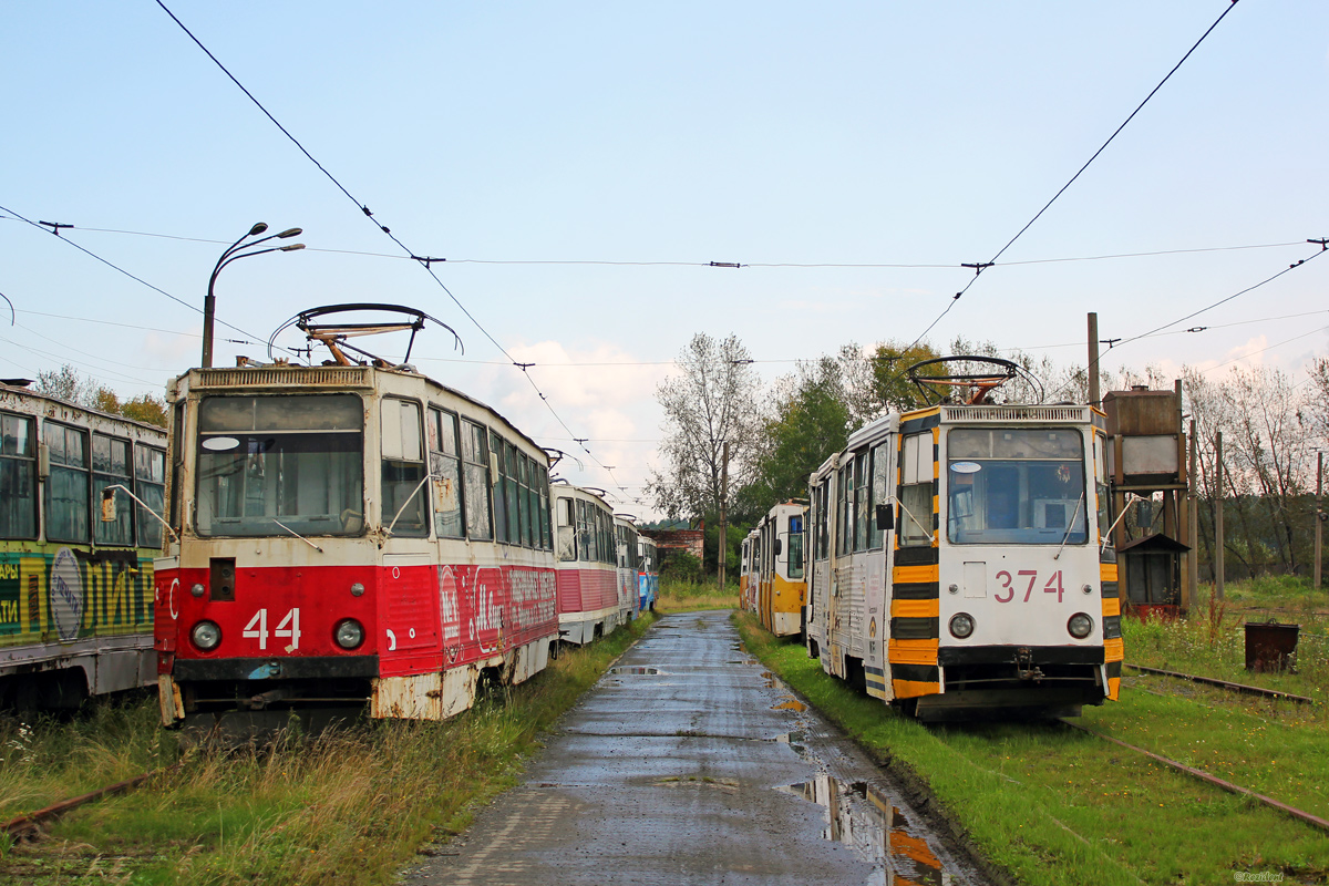 Нижний Тагил, 71-605 (КТМ-5М3) № 44; Нижний Тагил, 71-605 (КТМ-5М3) № 374