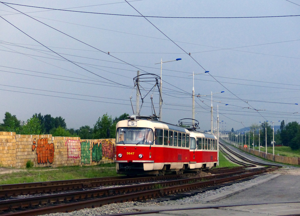 Киев, Tatra T3 № 5647