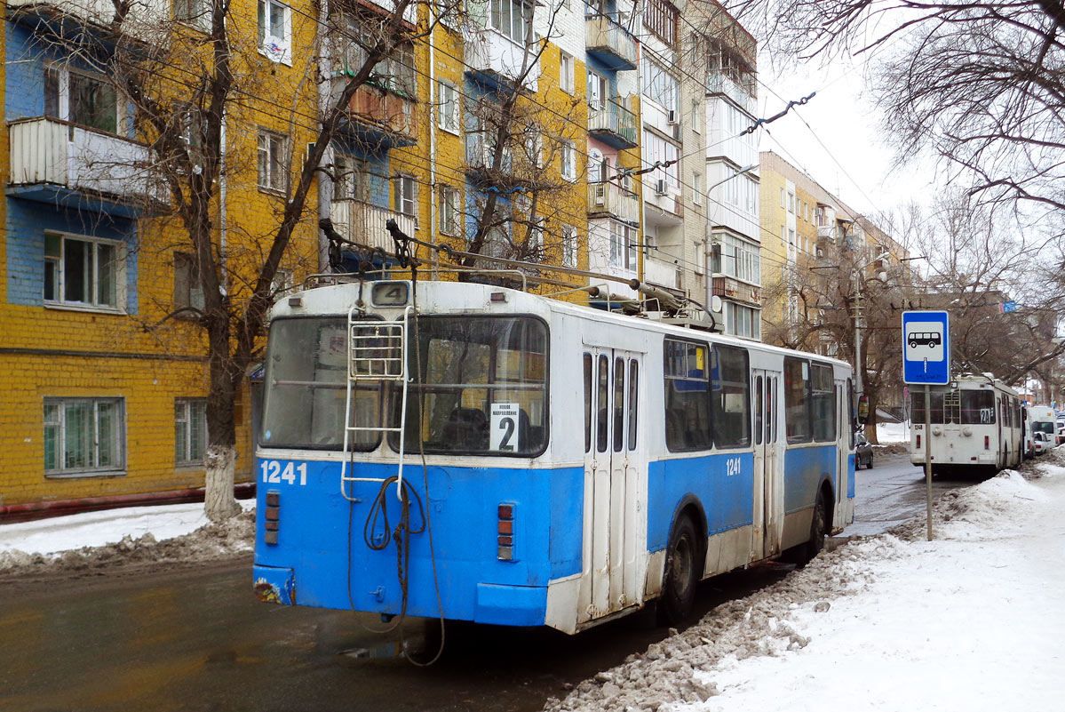 Саратов, ЗиУ-682Г-012 [Г0А] № 1241