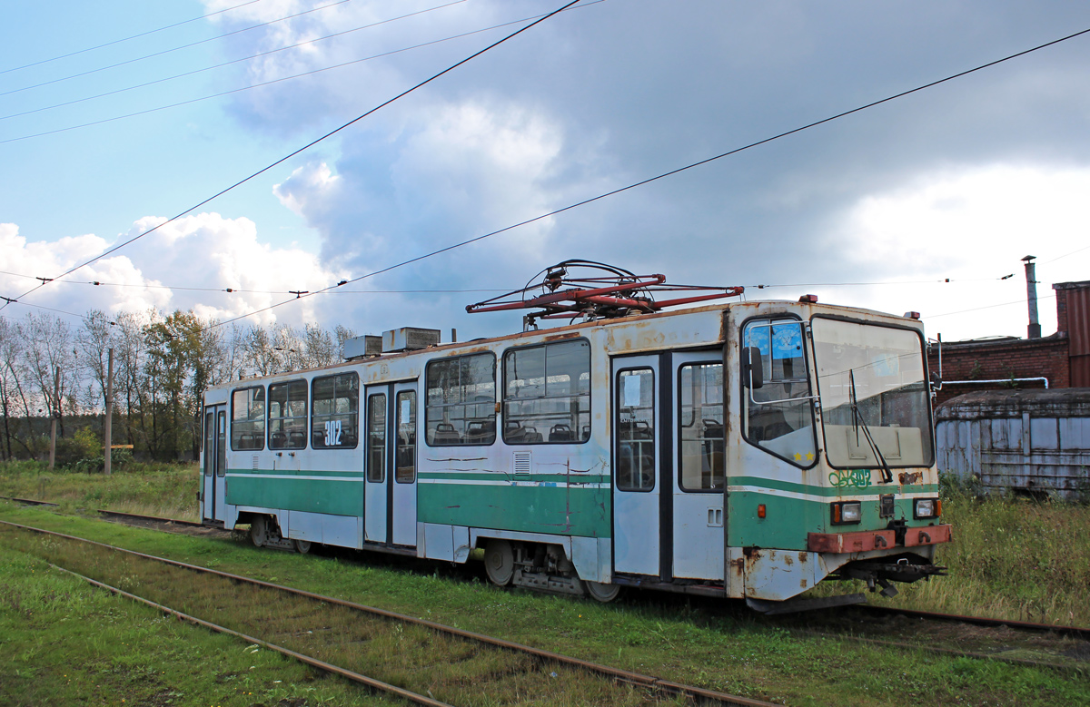 Нижний Тагил, 71-402 № 302