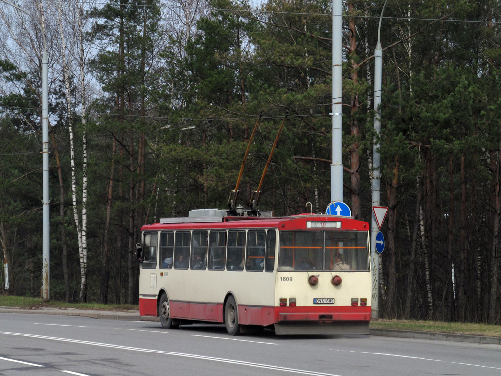 Вильнюс, Škoda 14Tr13/6 № 1609
