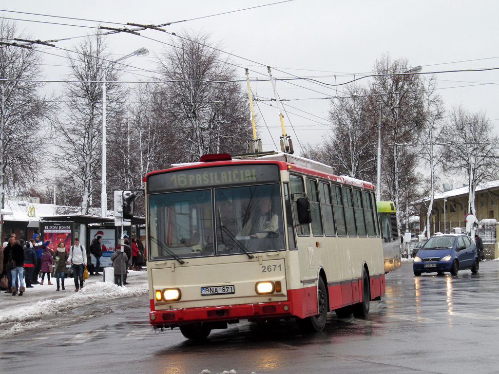 Вильнюс, Škoda 14Tr17/6M № 2671