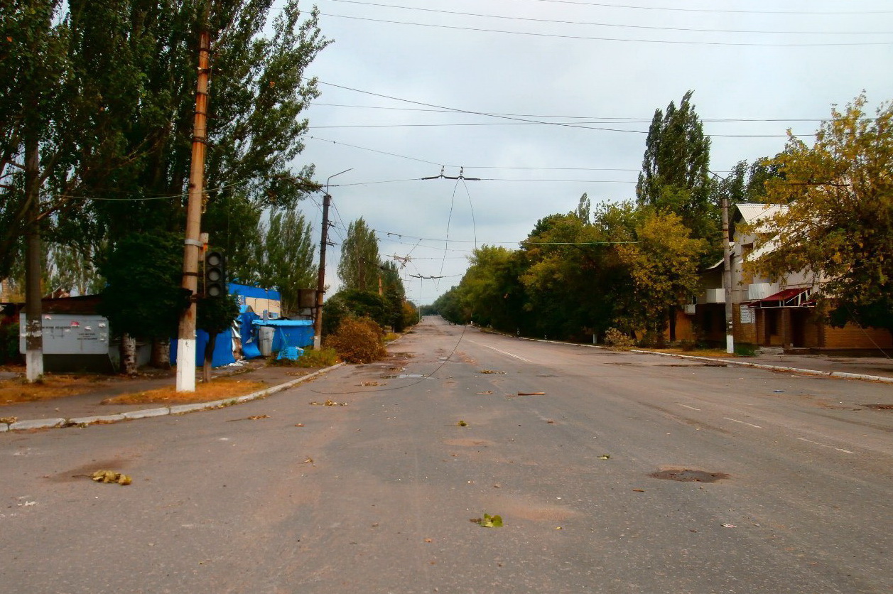 Углегорск — Повреждения троллейбусной контактной сети в ходе боевых действий