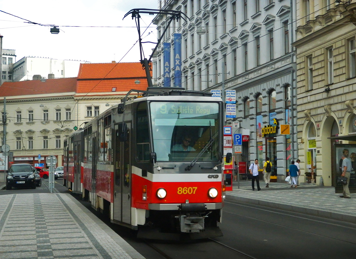 Прага, Tatra T6A5 № 8607
