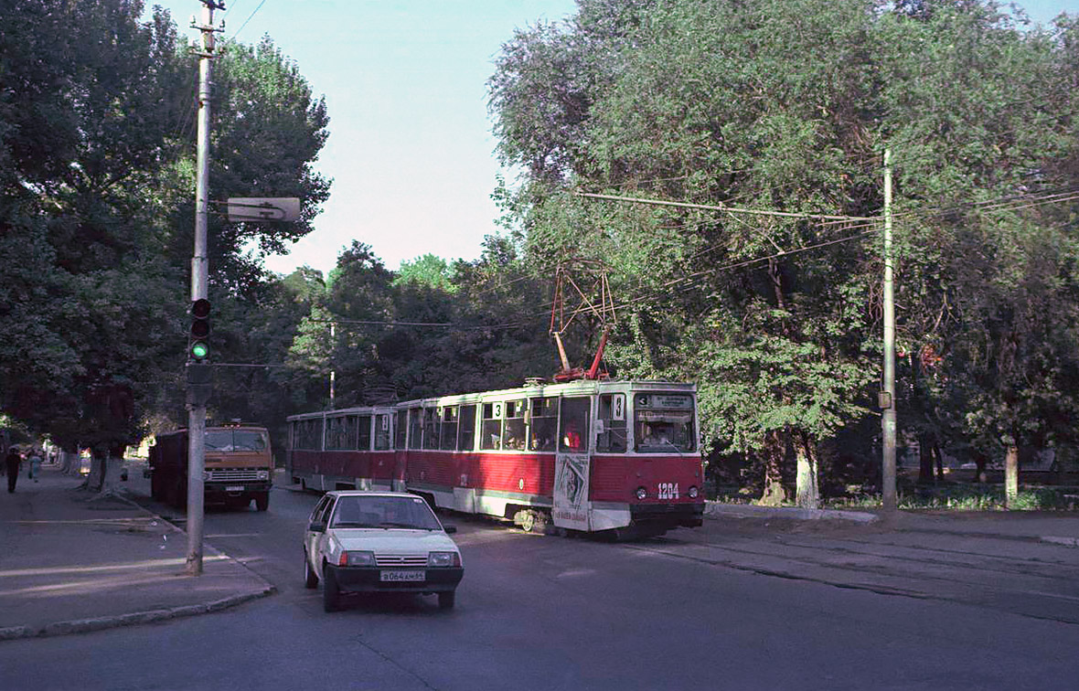 Саратов, 71-605 (КТМ-5М3) № 1204