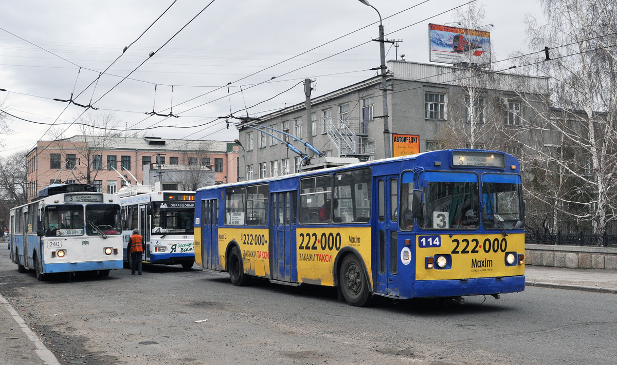 Омск, ЗиУ-682В-012 [В0А] № 114; Омск, АКСМ 101А № 240