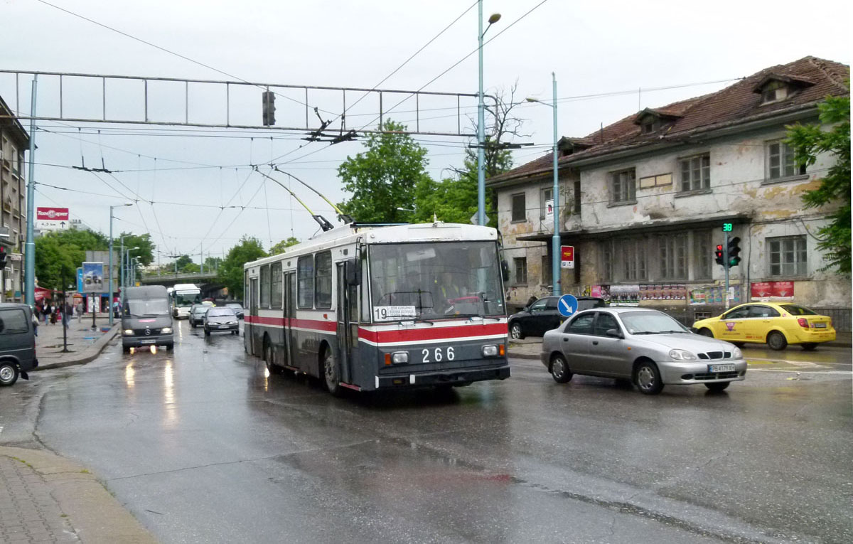 Пловдив, Škoda 14Tr06 № 266