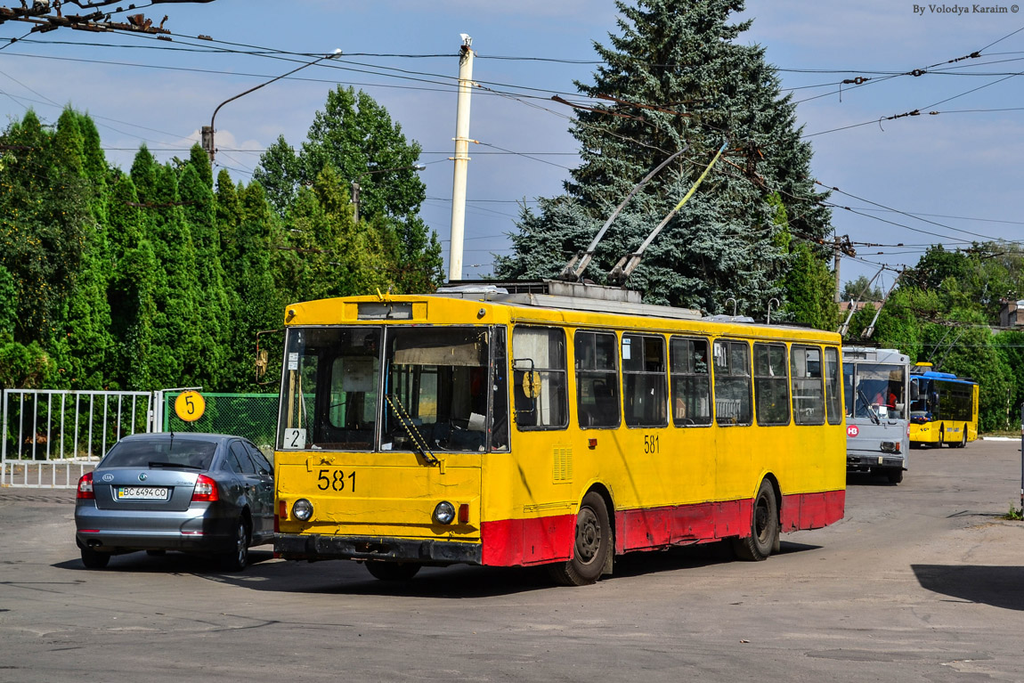 Львов, Škoda 14Tr11/6 № 581