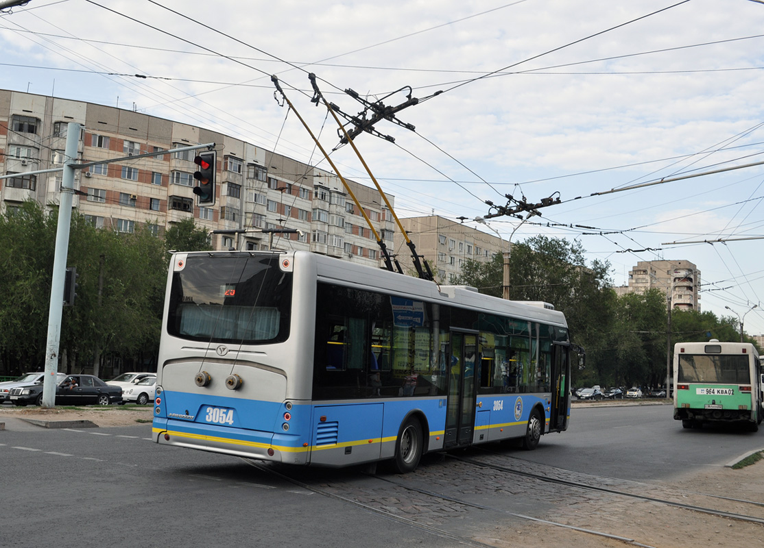 Alma-Ata, YoungMan JNP6120GDZ (Neoplan Kazakhstan) č. 3054