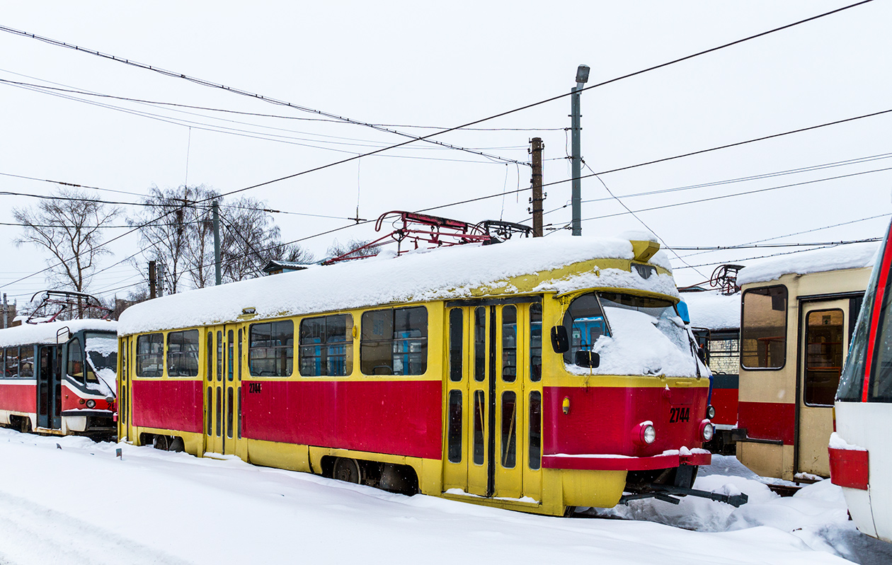 Nizhny Novgorod, Tatra T3SU № 2744