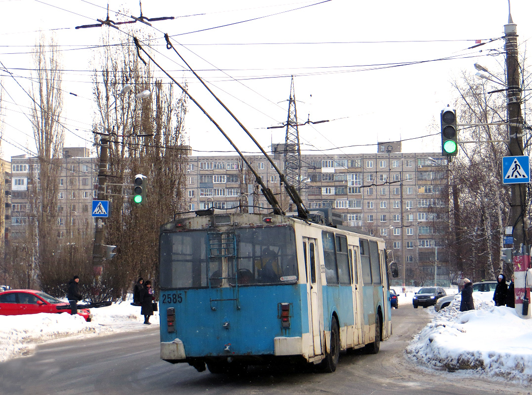 Нижний Новгород, Нижтролл (ЗиУ-682Г) № 2585