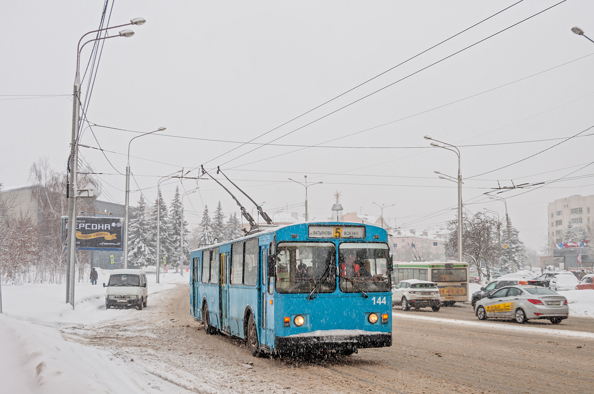 Vladimir, ZiU-682G [G00] Nr. 144