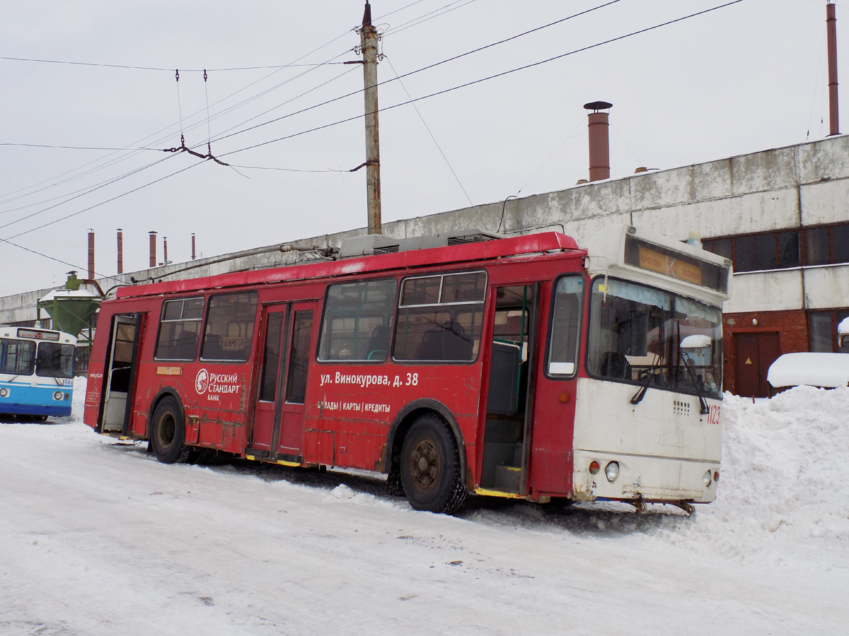 Новочебоксарск, ЗиУ-682Г-016.02 № 1123