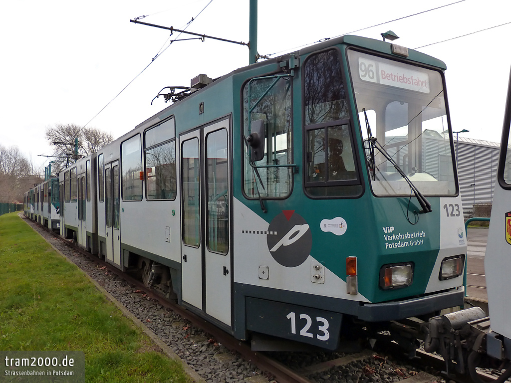 Потсдам, Tatra KT4DM № 123