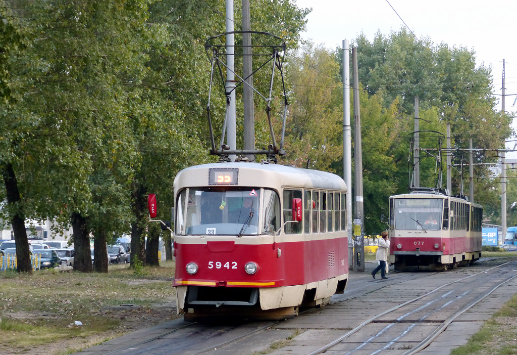 Киев, Tatra T3SU № 5942